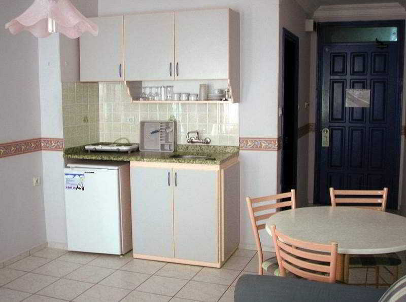 Lila Hotel de apartamente 2*